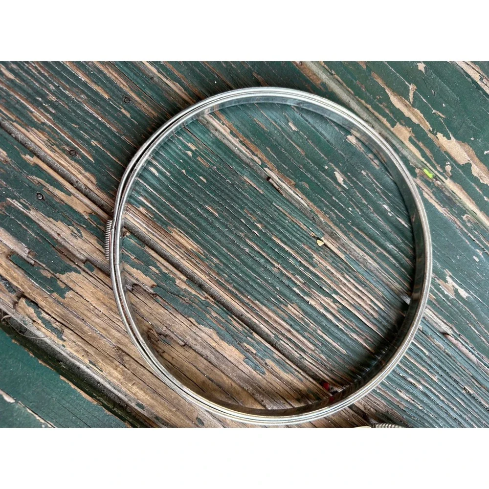 Vintage Silver Tone Metal embroidery hoops Set of 4 Oval Round DIY Hoops